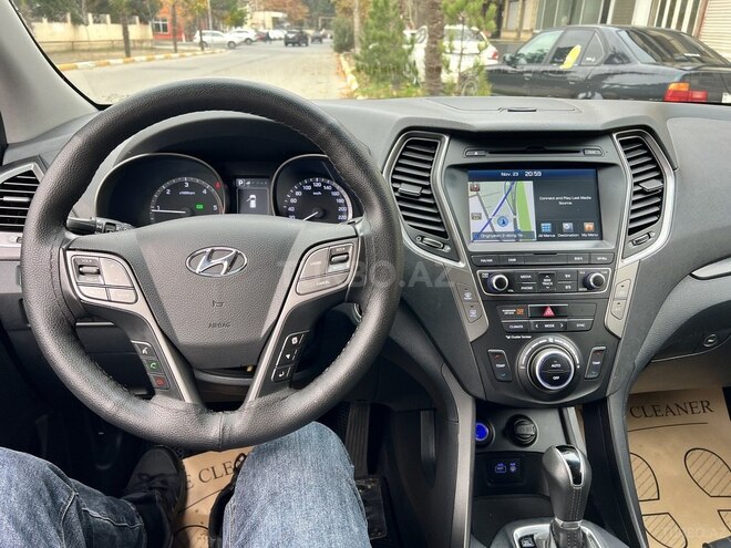 Hyundai Santa Fe-6