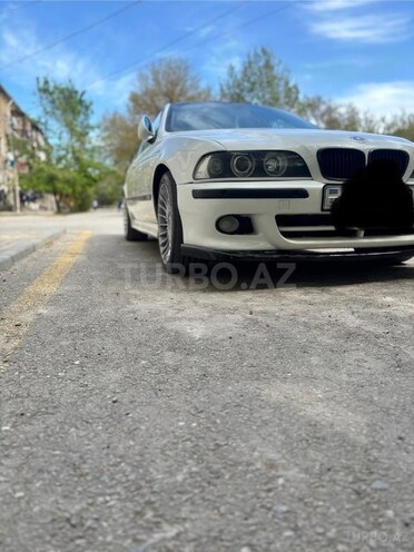 BMW 540 2002, 300,000 km - 4.4 l - Sumqayıt