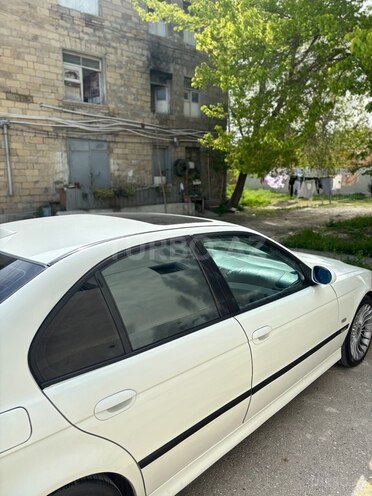 BMW 540 2002, 300,000 km - 4.4 l - Sumqayıt