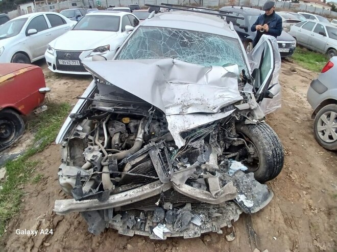 Renault Megane 2009, 255,000 km - 1.5 l - Bakı