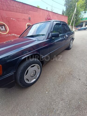 Mercedes 190 1992, 204,356 km - 1.8 l - Qazax