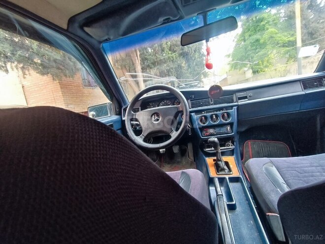 Mercedes 190 1992, 204,356 km - 1.8 l - Qazax