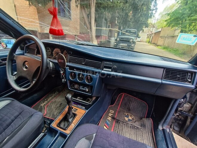 Mercedes 190 1992, 204,356 km - 1.8 l - Qazax