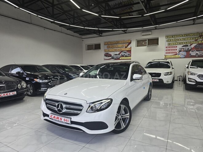 Mercedes E 300 4MATIC 2016, 180,000 km - 2.0 л - Sumqayıt