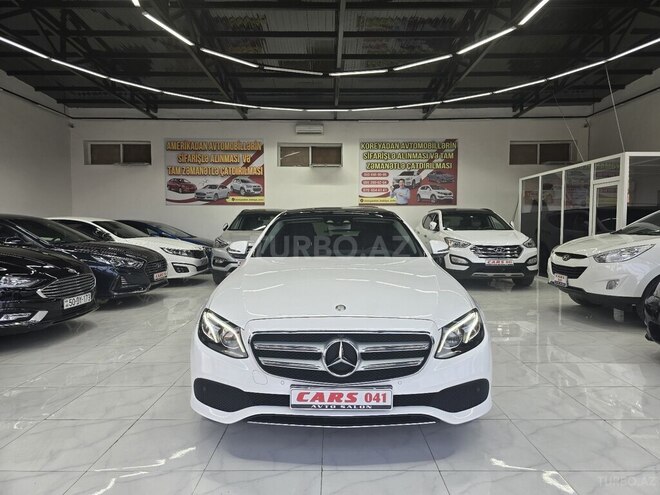 Mercedes E 300 4MATIC 2016, 180,000 km - 2.0 л - Sumqayıt