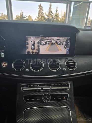 Mercedes E 300 4MATIC 2016, 180,000 km - 2.0 л - Sumqayıt