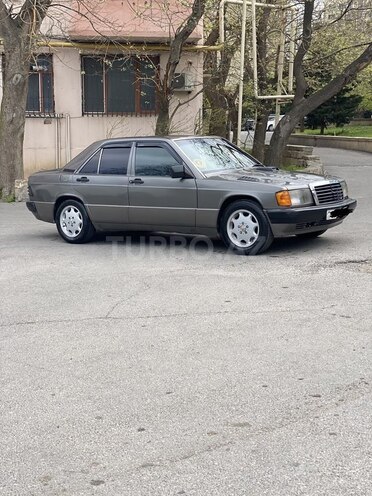 Mercedes 190 1990, 26,227 km - 2.0 l - Bakı