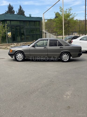 Mercedes 190 1990, 26,227 km - 2.0 l - Bakı