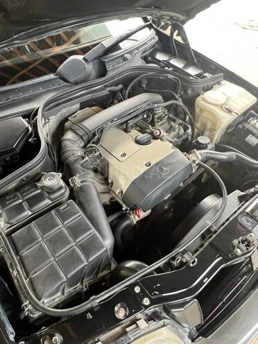 Mercedes C 180 2000, 290,820 km - 1.8 л - Sumqayıt