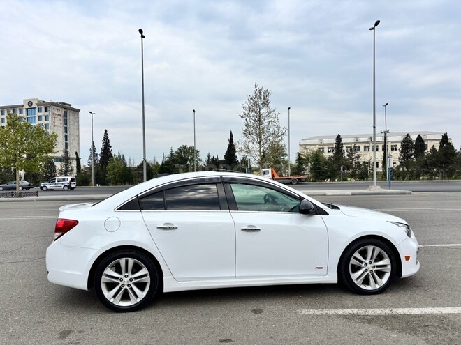 Chevrolet Cruze 2015, 358,000 km - 1.4 l - Gəncə