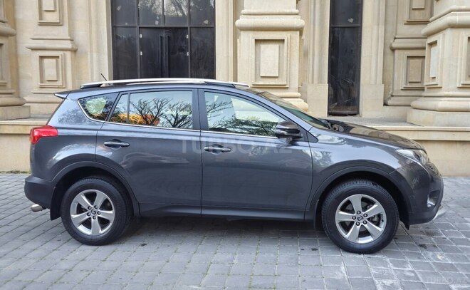 Toyota RAV4 2015, 105,000 km - 2.0 l - Bakı