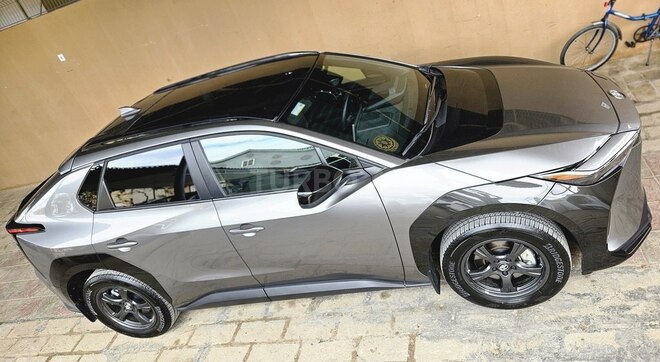 Toyota bZ4X 2023, 9,850 km - 0.0 l - Bakı