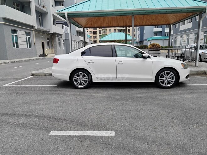Volkswagen Jetta 2011, 288,000 km - 2.5 l - Sumqayıt