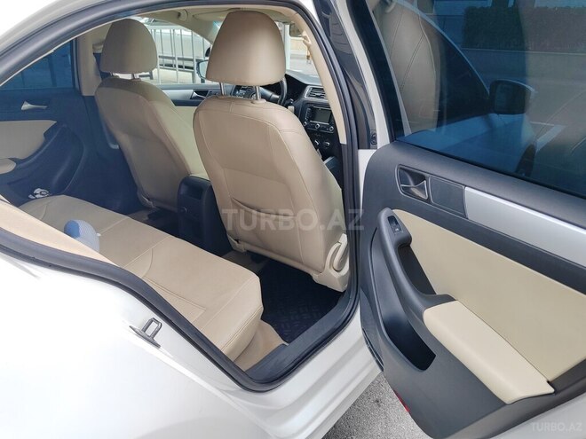 Volkswagen Jetta 2011, 288,000 km - 2.5 l - Sumqayıt
