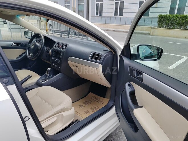 Volkswagen Jetta 2011, 288,000 km - 2.5 l - Sumqayıt