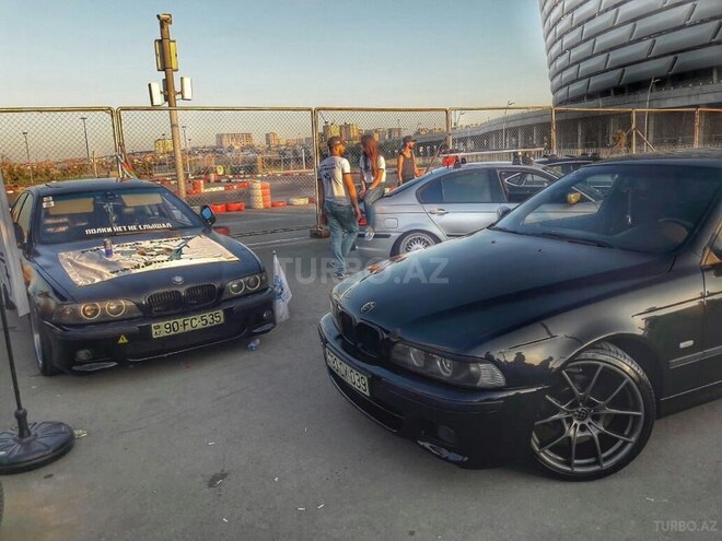 BMW 525 2001, 226,000 km - 2.5 l - Bakı