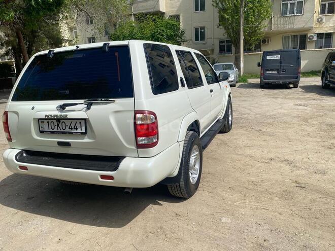 Nissan Pathfinder 2001, 177,000 km - 3.3 l - Bakı