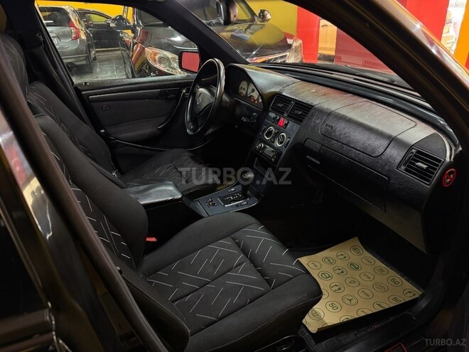 Mercedes C 180 1999, 270,000 km - 1.8 l - Sumqayıt