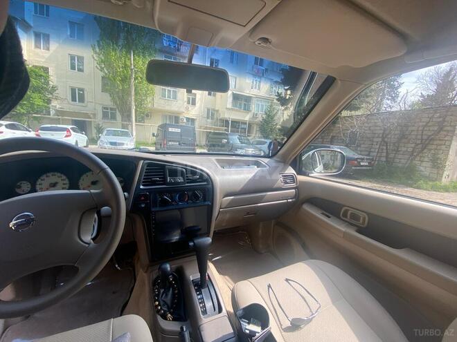 Nissan Pathfinder 2001, 177,000 km - 3.3 l - Bakı
