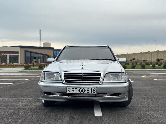 Mercedes C 240 2000, 228,000 km - 2.4 л - Bakı