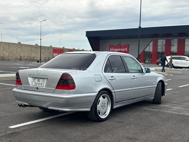 Mercedes C 240 2000, 228,000 km - 2.4 л - Bakı