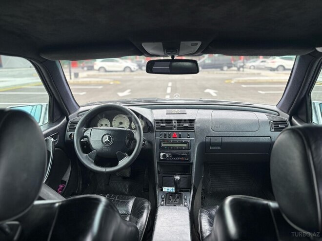 Mercedes C 240 2000, 228,000 km - 2.4 л - Bakı