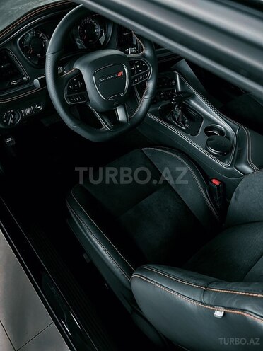 Dodge Challenger 2023, 15,500 km - 3.6 л - Bakı