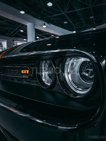 Dodge Challenger 2023, 15,500 km - 3.6 л - Bakı