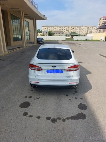 Ford Fusion (North America) 2019, 180,000 km - 2.0 l - Bakı