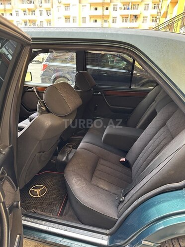 Mercedes E 220 1994, 383,485 km - 2.2 л - Bakı