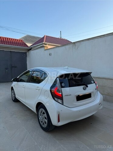 Toyota Aqua 2019, 97,000 km - 1.5 l - Bakı