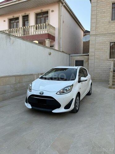 Toyota Aqua 2019, 97,000 km - 1.5 l - Bakı