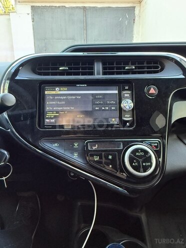 Toyota Aqua 2019, 97,000 km - 1.5 l - Bakı