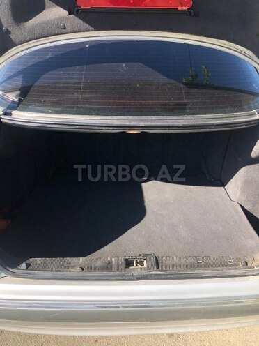 Mercedes E 240 1999, 360,000 km - 2.4 l - Yevlax