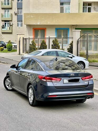 Kia K5-6