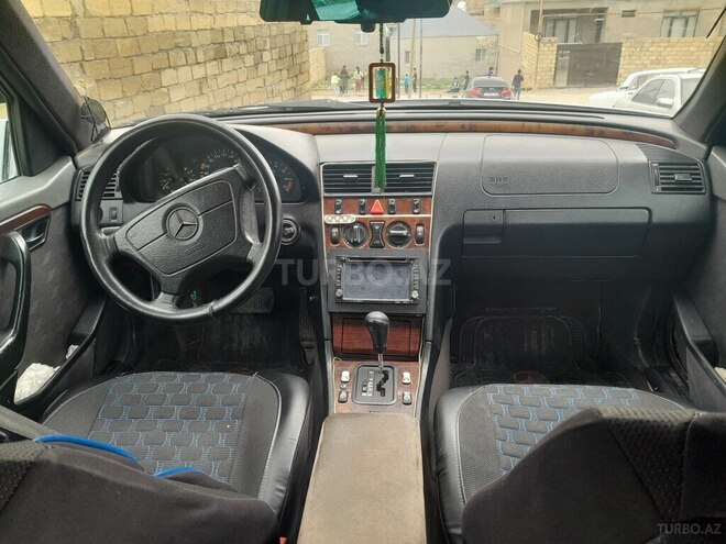 Mercedes C 200 1986, 724,205 km - 2.0 л - Bakı
