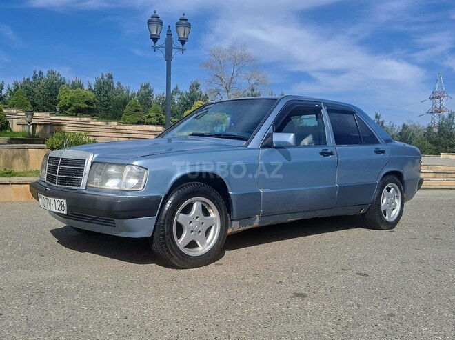 Mercedes 190 1991, 326,567 km - 2.0 l - Qusar