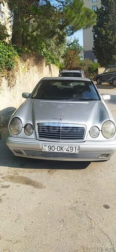 Mercedes E 220 d 1999, 624,543 km - 2.2 l - Bakı