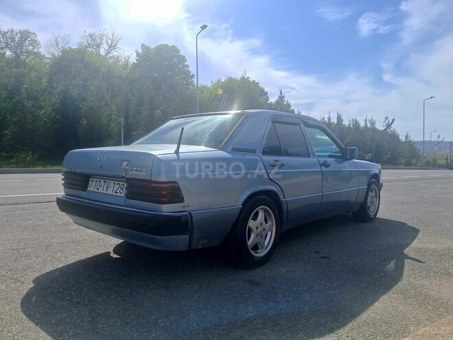 Mercedes 190 1991, 326,567 km - 2.0 l - Qusar