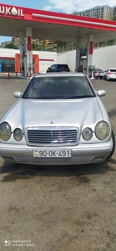 Mercedes E 220 d 1999, 624,543 km - 2.2 l - Bakı