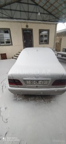 Mercedes E 220 d 1999, 624,543 km - 2.2 l - Bakı