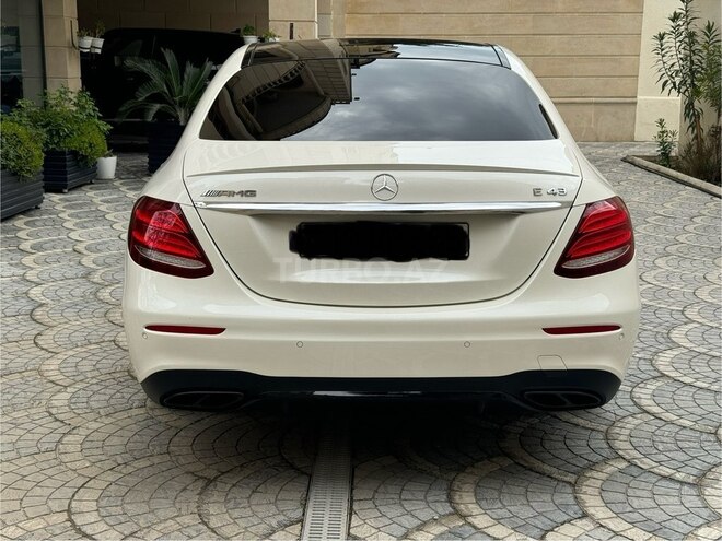 Mercedes  2018, 82,000 km - 3.0 l - Bakı