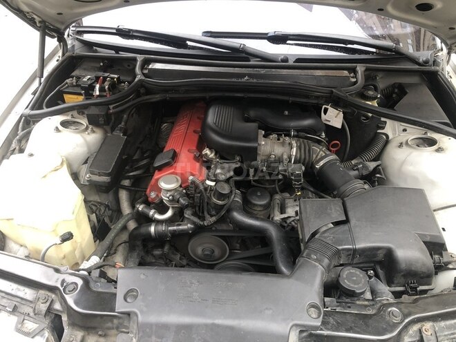 BMW 318 1998, 321,000 km - 1.9 л - Bakı