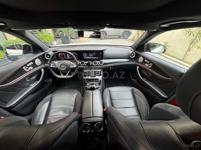Mercedes  2018, 82,000 km - 3.0 l - Bakı