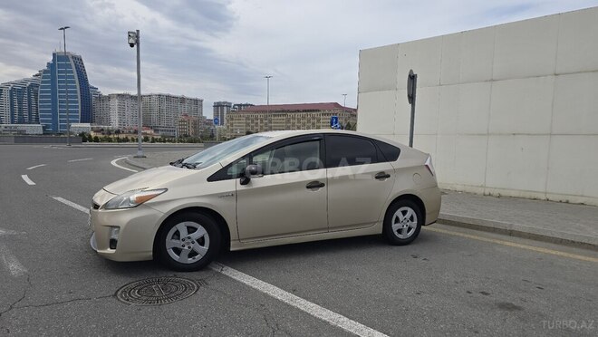 Toyota Prius 2010, 424,867 km - 1.8 l - Bakı