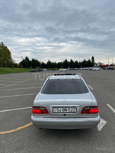 Mercedes E 230 1997, 334,000 km - 2.3 l - Qəbələ