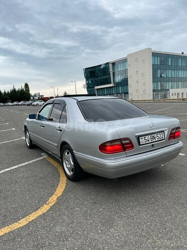 Mercedes E 230 1997, 334,000 km - 2.3 l - Qəbələ