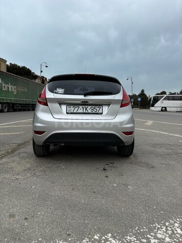 Ford Fiesta 2011, 220,000 km - 1.4 l - Bakı