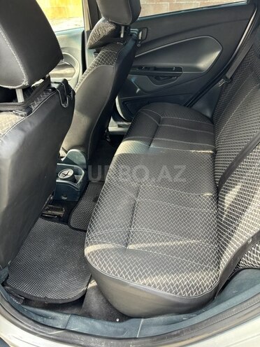 Ford Fiesta 2011, 220,000 km - 1.4 l - Bakı