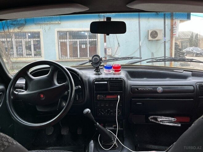 GAZ 31105 2005, 147,444 km - 2.4 l - Bakı